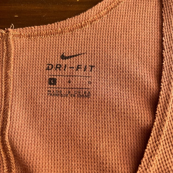 NIKE YOGA TANK TOP - Picture 4 of 5